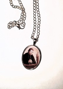 Święty LUDWIK DE MONTFORT - medalion- wisiorek