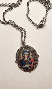 MATKA BOŻA GIETRZWAŁDZKA - medalion- wisiorek - kolor srebrny