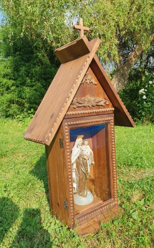 kapliczka-zamykana-ogrodowa.jpg