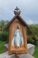 kapliczka-drewniana-Matka-Boska.jpg