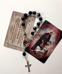 ŚW. KAMIL - dziesiątka różańca z relikwią -zapinana