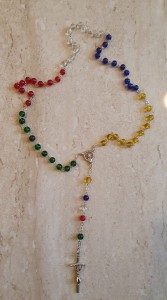 RÓŻANIEC MISYJNY - szklany