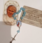 JAN PAWEŁ II - DZIESIĄTKA RÓŻAŃCA Z RELIKWIĄ - niebieska