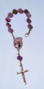 DZIESIĄTKA RÓŻAŃCA Z RELIKWIĄ OJCA PIO - ametyst