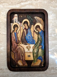 IKONA TRÓJCA ŚWIĘTA (wg. Rublova) - płaskorzeźba malowana - rękodzieło