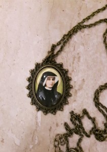 Święta siostra Faustyna - medalion - wisiorek