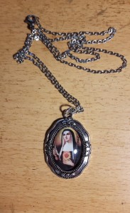 MAŁGORZATA ALACOQUE - MEDALION WISIOREK - model 6